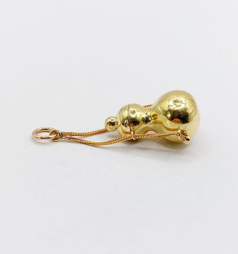Pendentif Pendentif à parfum ou à poison en or 18k, vers 1920 58 Facettes A07975