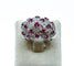 Bague 54 Bague boule en or blanc, rubis et diamants 58 Facettes 325/141
