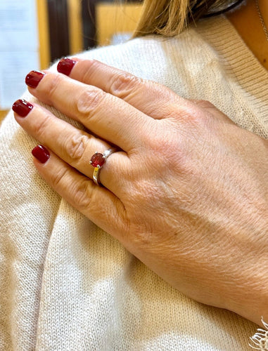 Bague 50.5 Maison JAUBALET Judith Solo - Solitaire en or blanc 18 carats avec rubis de Birmanie 58 Facettes 91082