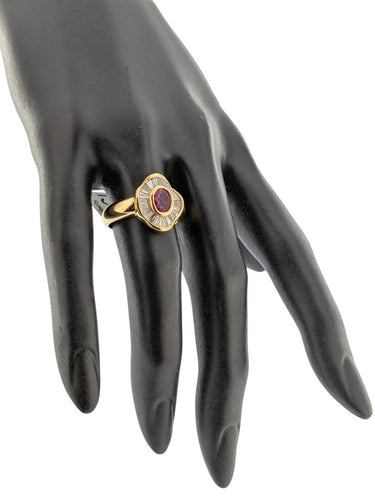 Bague 56 Bague cocktail italienne en or jaune 18 carats, rubis et diamants naturels 58 Facettes A2117