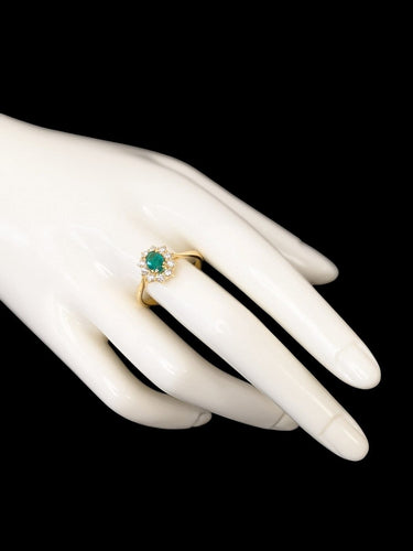 Bague 64 Bague cocktail italienne certifiée IGI en or jaune 18 carats, émeraude et diamants 58 Facettes A2118