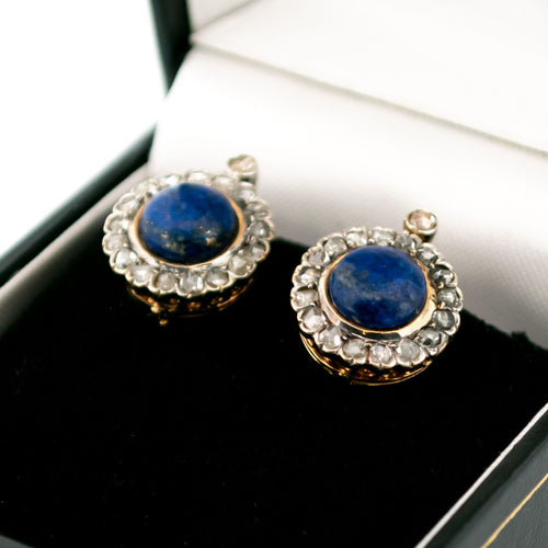 Boucles d'oreilles Boucles d'oreilles cluster en or jaune et blanc 18k, lapis-lazuli et diamants 58 Facettes 9A81F6A510C042D1A0371FE9CE305B2E