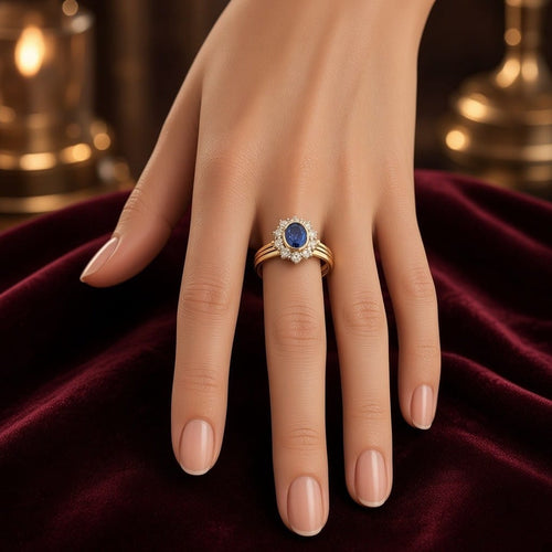 Bague 58 Bague cocktail certifiée IGI en or jaune et blanc 18 carats, diamants et saphir 58 Facettes A2136