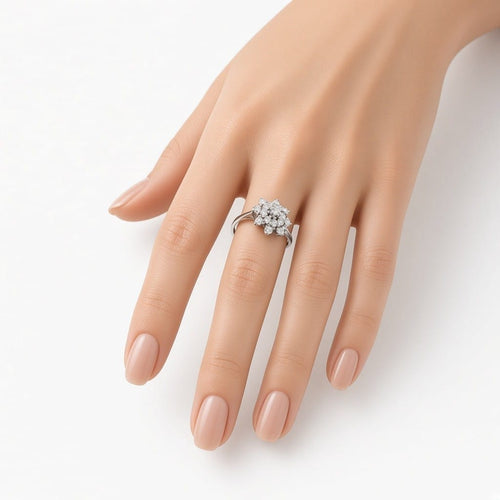 Bague 51 Bague cocktail française certifiée HRD en or blanc 18 carats avec diamants naturels 58 Facettes A2131