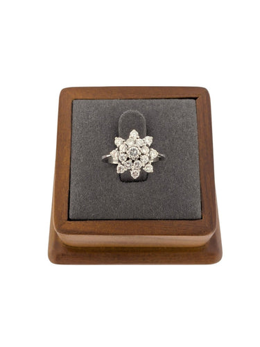 Bague 51 Bague cocktail française certifiée HRD en or blanc 18 carats avec diamants naturels 58 Facettes A2131