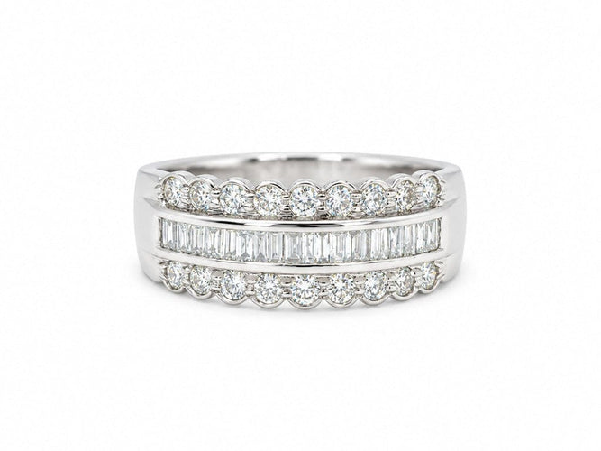 Bague 57.5 Bague bandeau en or blanc 18 carats, diamants taille brillant et baguette, 1,20 ct 58 Facettes 30684