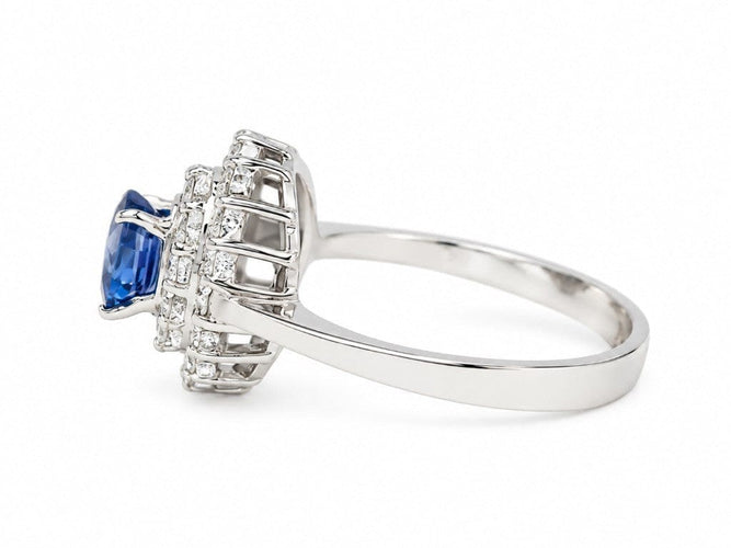 Bague 55 Bague double entourage en or blanc, saphir ovale 0,85 ct et diamants 0,50 ct 58 Facettes 32091