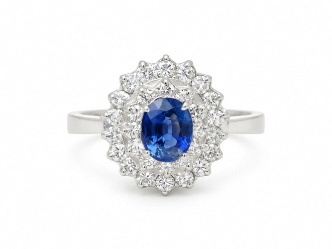Bague 55 Bague double entourage en or blanc, saphir ovale 0,85 ct et diamants 0,50 ct 58 Facettes 32091
