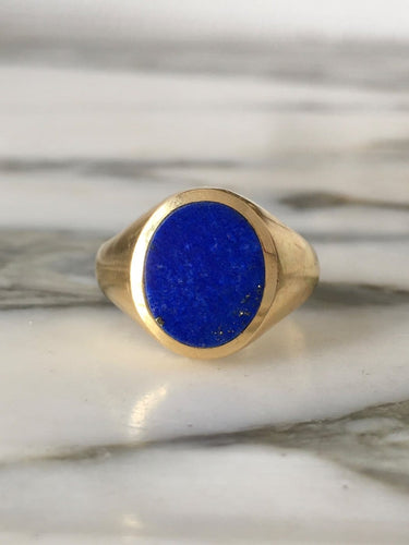 Bague 59.5 Bague chevalière en or jaune 18k avec lapis-lazuli 58 Facettes 310