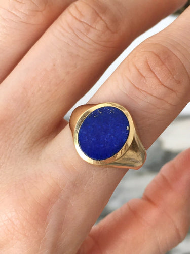 Bague 59.5 Bague chevalière en or jaune 18k avec lapis-lazuli 58 Facettes 310