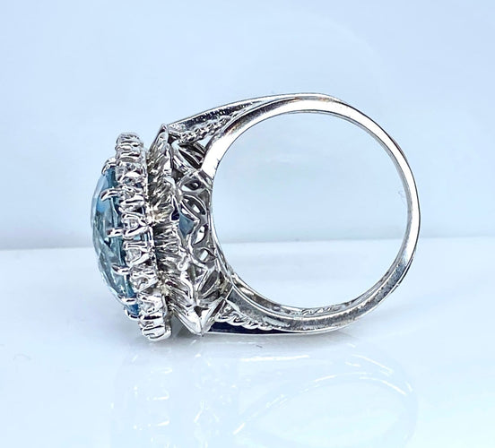 Bague 53 Bague en or blanc 18 carats, aigue-marine et diamants 58 Facettes AB754