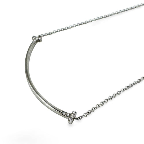 Pendentif Tiffany & Co. - Pendentif T Smile en or blanc 18k et diamants 58 Facettes seygarzv4y