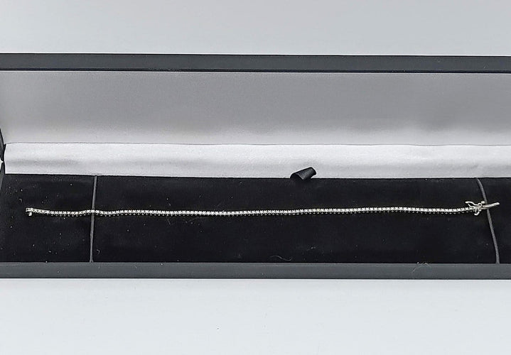 Bracelet Bracelet tennis en or gris 18K serti de diamants naturels 58 Facettes NIC/9/76/15/B