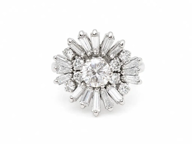 Bague 51 Bague Marguerite Soleil vintage en or blanc 18 carats, diamants 1,70 ct 58 Facettes 32087