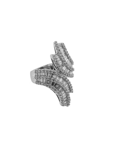 Bague 54 Bague cocktail italienne en or blanc 18 carats sertie de diamants, certifiée HRD 58 Facettes A2121