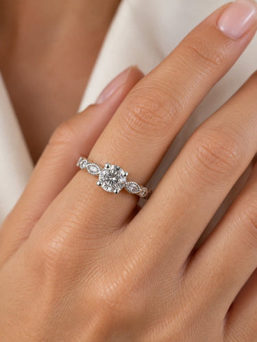 Bague 56 Bague de fiançailles française certifiée HRD en or blanc 18 carats, sertie de diamants 58 Facettes A2119
