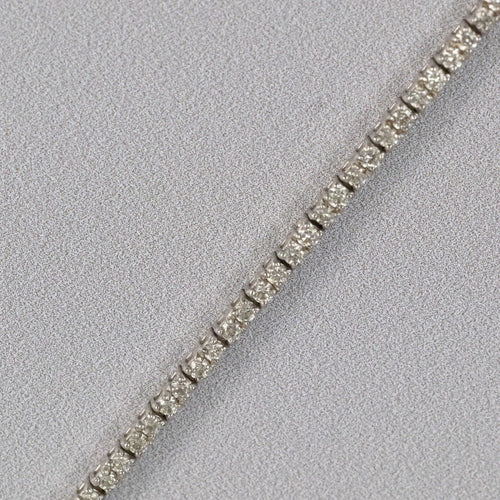 Bracelet Bracelet tennis fin en or blanc 18 carats, diamants 0,77 ct, serti griffes 58 Facettes