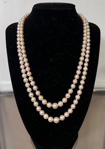 Collier Sautoir de 83 perles de culture, fermoir en or 18k, 69 cm 58 Facettes 933