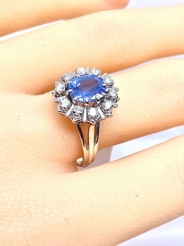 Bague 56 Bague marguerite en or blanc 18 carats, saphir de Ceylan et diamants 58 Facettes AB750