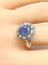 Bague 56 Bague marguerite en or blanc 18 carats, saphir de Ceylan et diamants 58 Facettes AB750