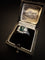 Bague 54 Bague en platine avec émeraude et diamants, années 1950 58 Facettes Ref 4323MT