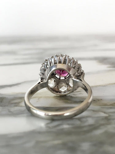 Bague 55.5 Bague marguerite en or blanc 18k, grenat rhodolite et diamants 58 Facettes 313
