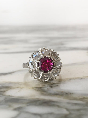 Bague 55.5 Bague marguerite en or blanc 18k, grenat rhodolite et diamants 58 Facettes 313