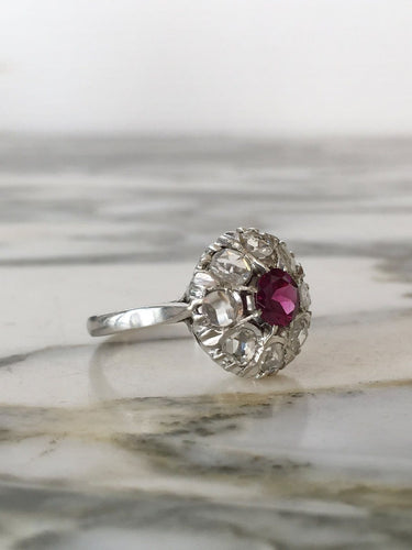 Bague 55.5 Bague marguerite en or blanc 18k, grenat rhodolite et diamants 58 Facettes 313