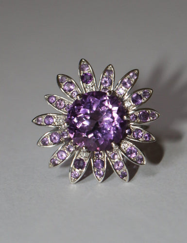 Bague 54 Mauboussin - Bague fleur vintage en or blanc 750, améthystes et diamants 58 Facettes 7