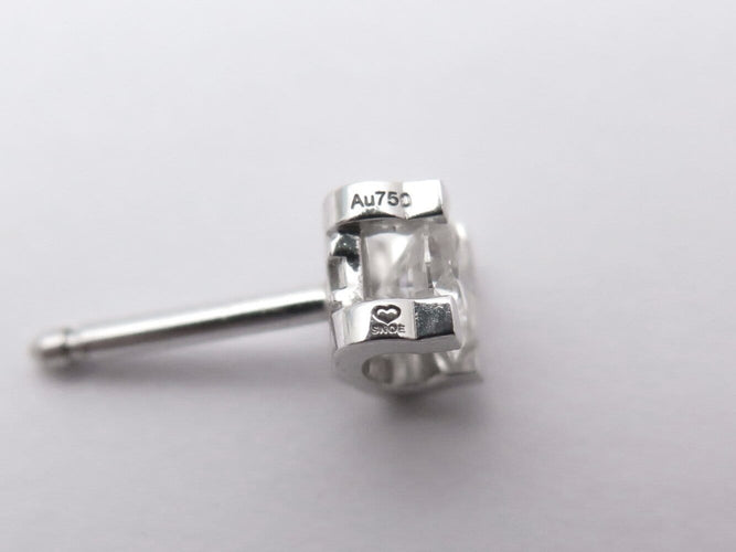 Boucles d'oreilles Cartier - Puces d’oreilles C de Cartier en or blanc 18k avec diamants 58 Facettes 277457