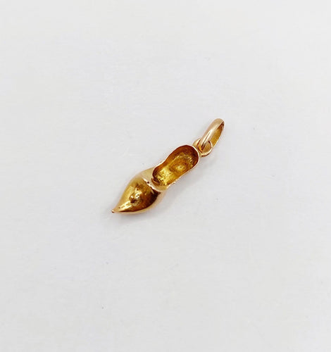 Pendentif Pendentif vintage en or 18k, chaussure ou babouche 58 Facettes A07979