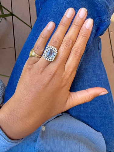 Bague 58 Bague Pompadour en or blanc, saphir de Ceylan et diamants 58 Facettes zdkdzoaa