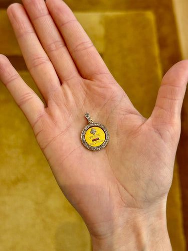 Pendentif A. Augis - Médaille d’amour en platine et or jaune, rubis et diamants 58 Facettes Augis R