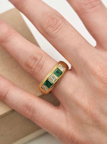 Bague 55 Bague vintage en or jaune 18k, émeraudes et diamants 58 Facettes CV-153