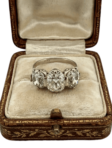 Bague 53 Bague trilogie Art déco en or blanc 18 carats avec diamants taille ancienne 58 Facettes 607/26 A