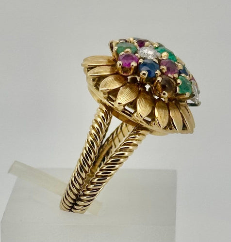 Bague 53 Bague fleur en or 18 carats, diamants, saphirs, émeraudes et pierres fines 58 Facettes Bague Fleur