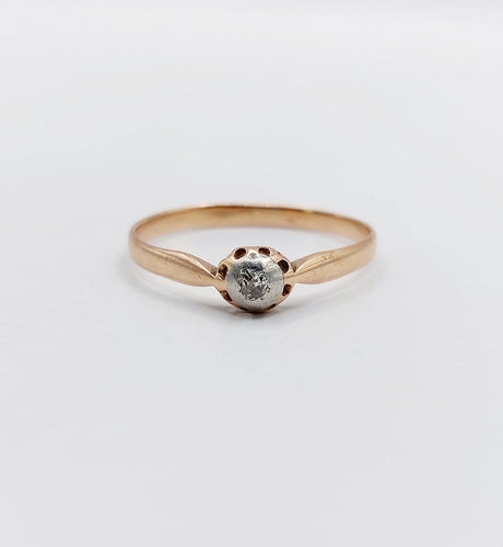 Bague 57 Bague solitaire en or rose 18k et platine, diamant taille ancienne, vers 1890 58 Facettes A07992