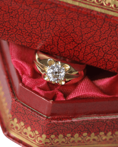 Bague jonc en or jaune avec diamant coussin taille ancienne de 1,15 ct
