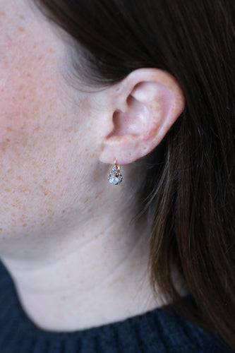 Boucles d'oreilles Boucles d’oreilles dormeuses anciennes - Diamants, or rose et platine 58 Facettes