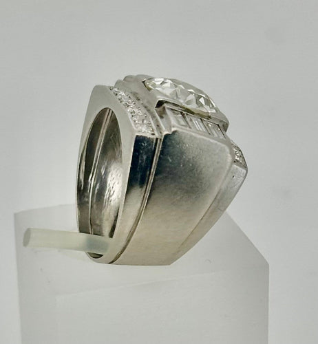 Bague 52 Bague Tank Art déco en platine, diamants taille ancienne, baguette et brillant 58 Facettes Bague tank
