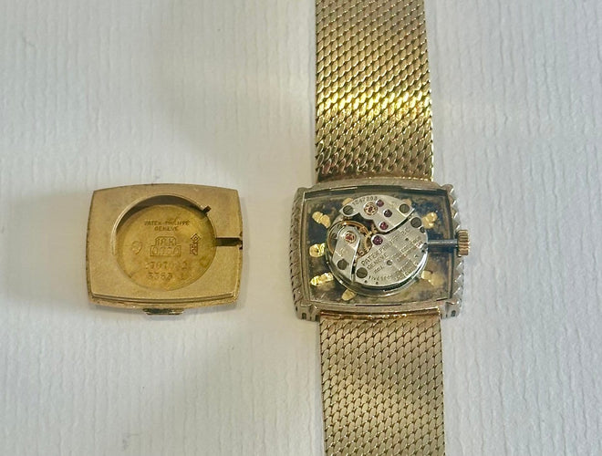 Montre Patek Philippe - Montre vintage en or jaune 18 carats et diamants 58 Facettes Montre Patek