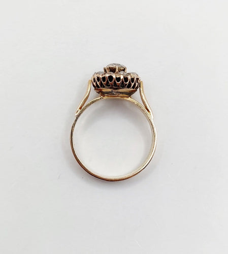 Bague 56 Bague marguerite ancienne en or rose 14k, diamants taille rose (vers 1900) 58 Facettes A08012