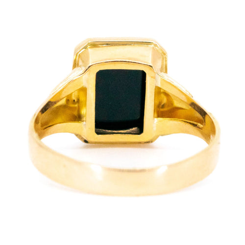 Bague 62 Bague chevalière en or 18k avec onyx 58 Facettes 9B78660E6EC0408C8264DA1843D87BE2