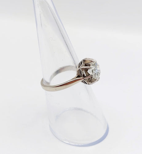 Bague 51.5 Bague solitaire Art déco en or blanc 18k et platine, diamant 1,20 ct (vers 1940) 58 Facettes A08018