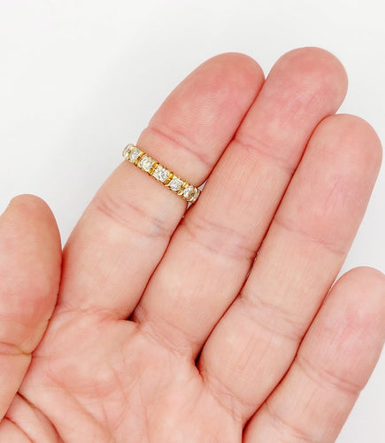 Bague 53 Alliance américaine en or 18k avec diamants, vers 1950 58 Facettes A08019
