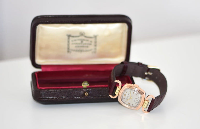Montre Vacheron & Constantin - Montre Étrier pour dame en or rose 14 carats, années 1940 58 Facettes VC-700
