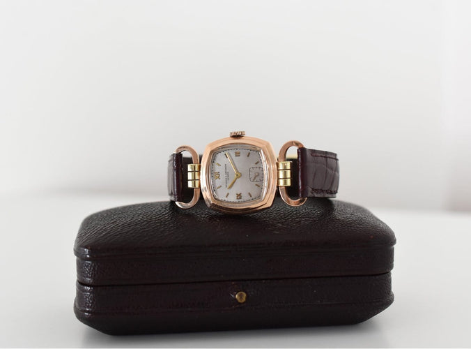 Montre Vacheron & Constantin - Montre Étrier pour dame en or rose 14 carats, années 1940 58 Facettes VC-700