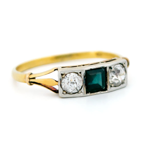 Bague 53 Bague Art déco en or jaune et blanc 14k, saphirs et diamants 58 Facettes D351F4A3CF4043F2B2AAD0EB0A6A2763