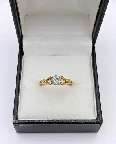 Bague 53 Bague solitaire en or 18k avec diamant taille ancienne 58 Facettes NIC/3/01/00/B