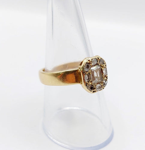 Bague 56 Bague chevalière ancienne en or 18k et diamants taille table, vers 1890 58 Facettes A08021